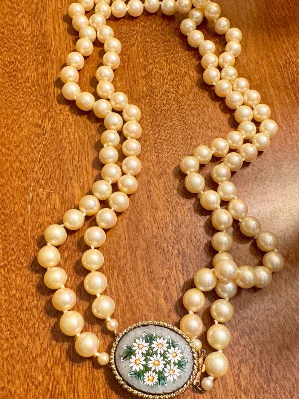 Vintage double strand faux pearl necklace with micro-mosaic brooch. Retro!